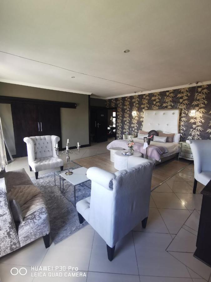 Altissimo Guesthouse Bloemfontein Luaran gambar